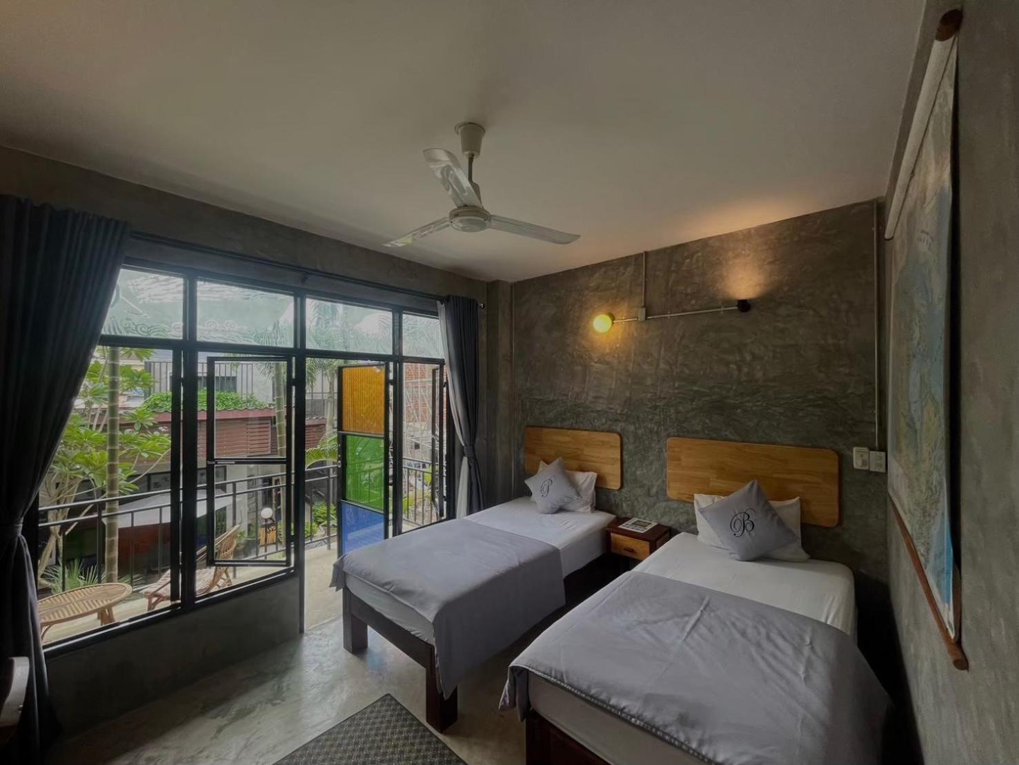 The Picturebook Guesthouse Mae Sot Exterior photo