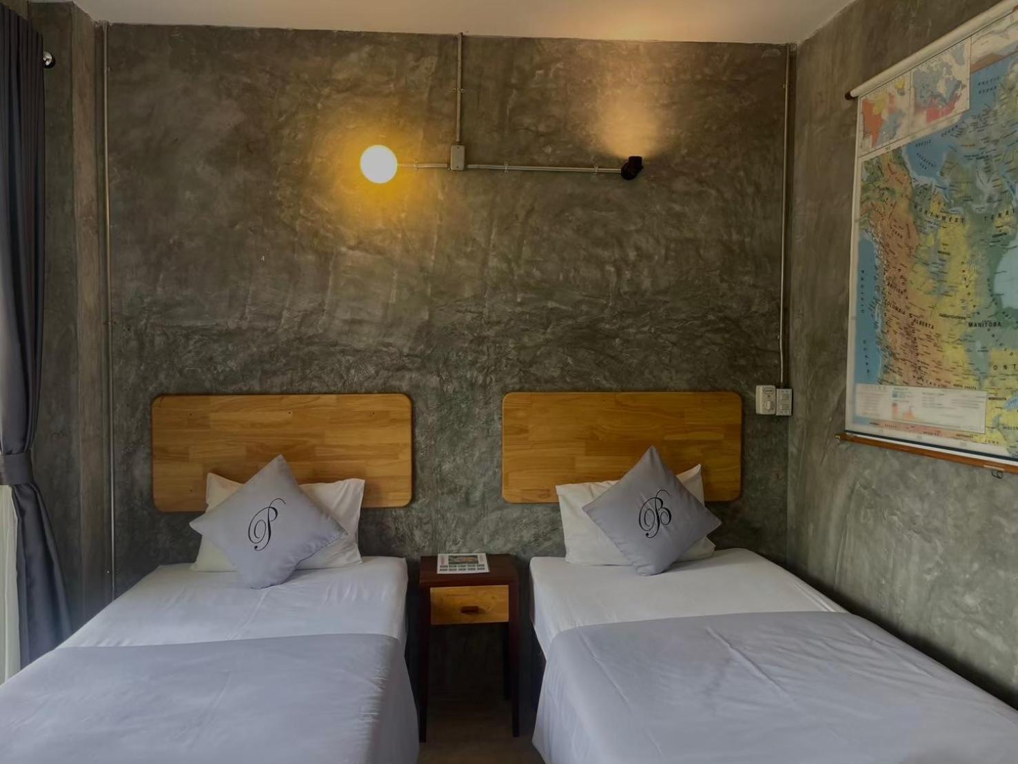The Picturebook Guesthouse Mae Sot Exterior photo