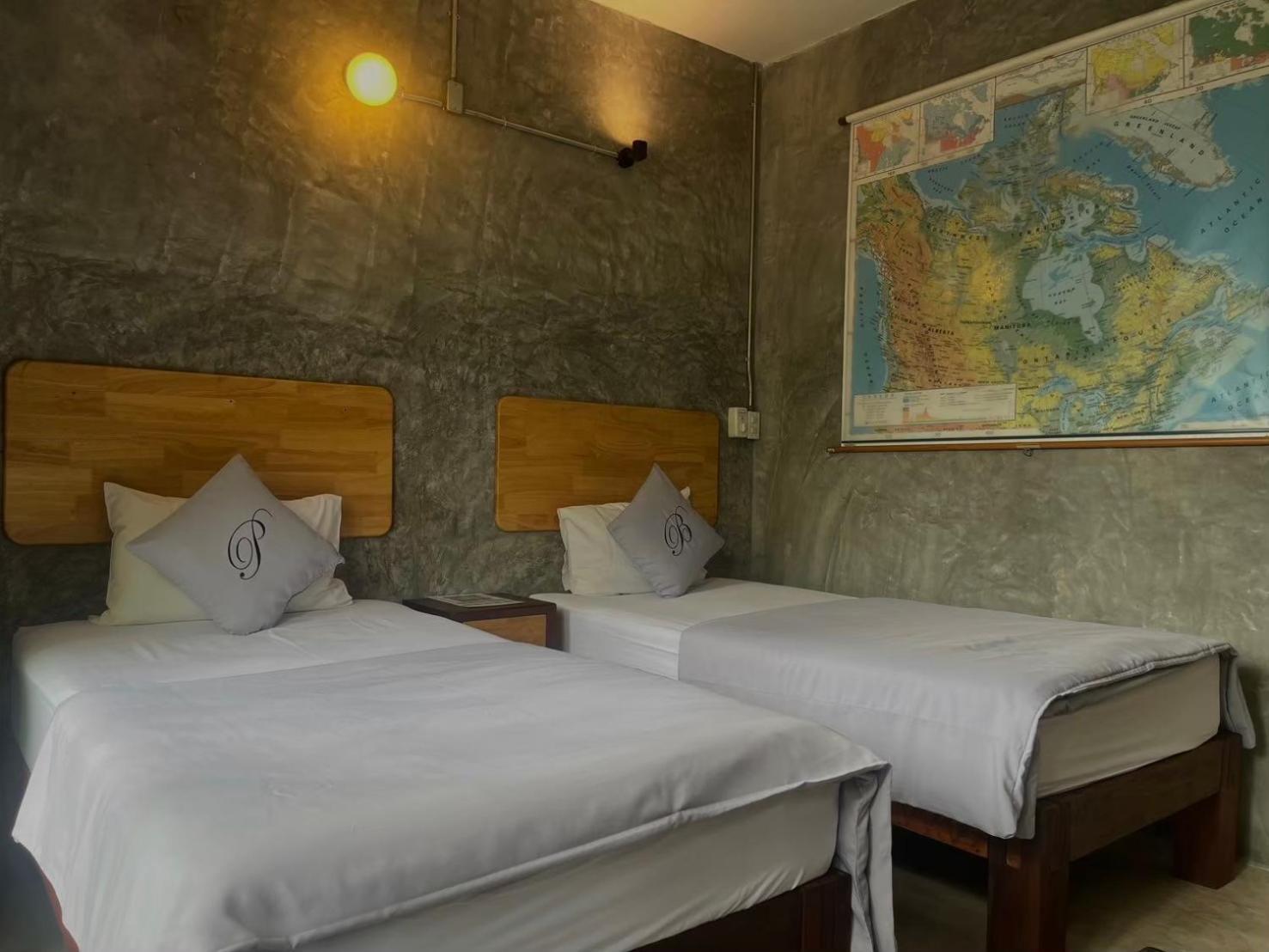 The Picturebook Guesthouse Mae Sot Exterior photo