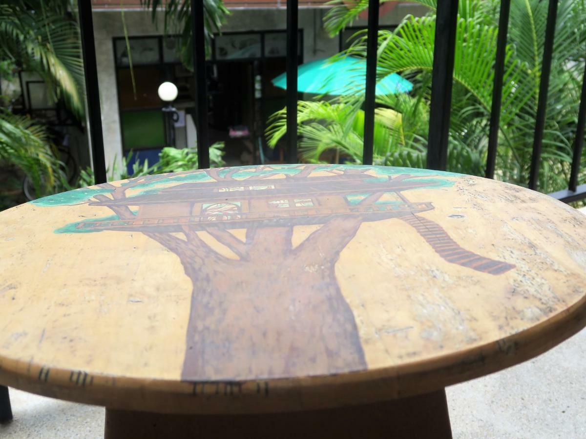 The Picturebook Guesthouse Mae Sot Exterior photo